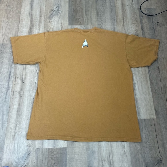 Vintage Edith Keeler “The Women Of Star Trek” XL Gold Shirt - Picture 6 of 7